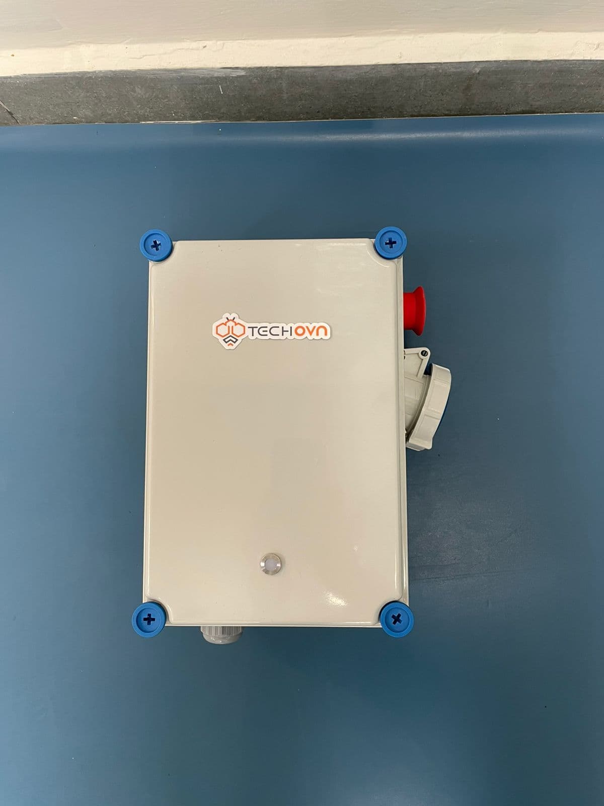 Tech OVN Single Socket 3.3kW EV Charger